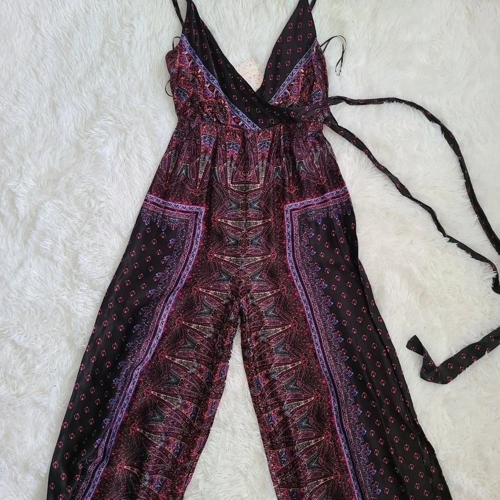 Free People Cabbage Panther Rose Black Wide Leg Jumpsuit NWT SZ XS - Picture 4 of 12